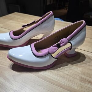 John Flueval Anodea Heels with Side Bow